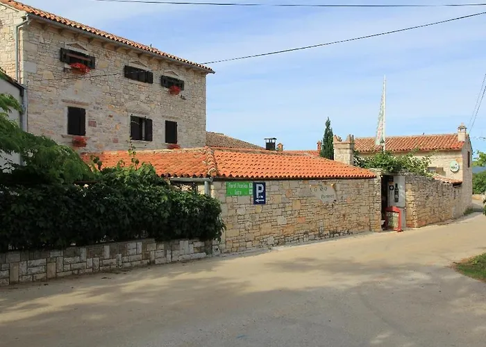 ゲストハウス Rural Istra Partner 3*