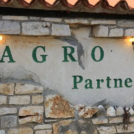 ゲストハウス Rural Istra Partner